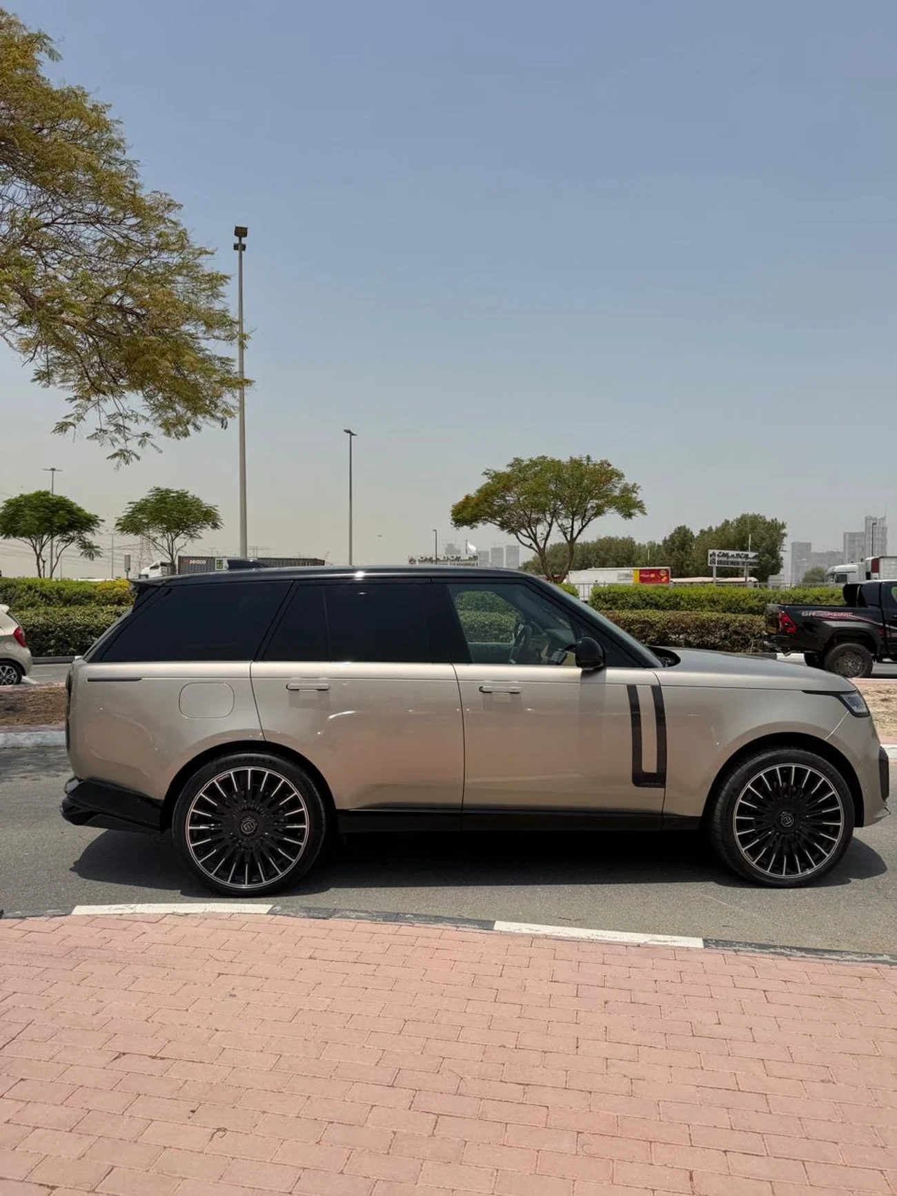 Brabus 700 — Range Rover SV P615