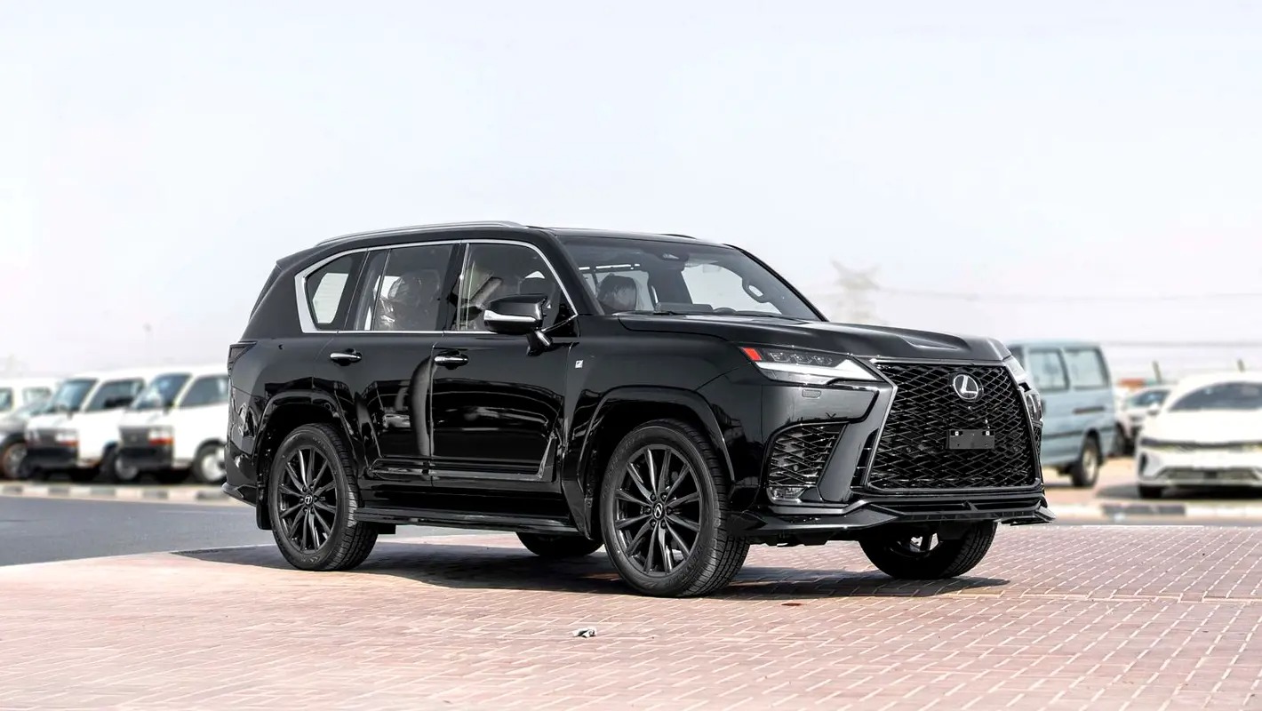 Lexus LX 700h F-Sport